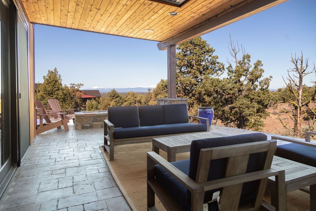 Photo of Patio Balcony in Powell Butte