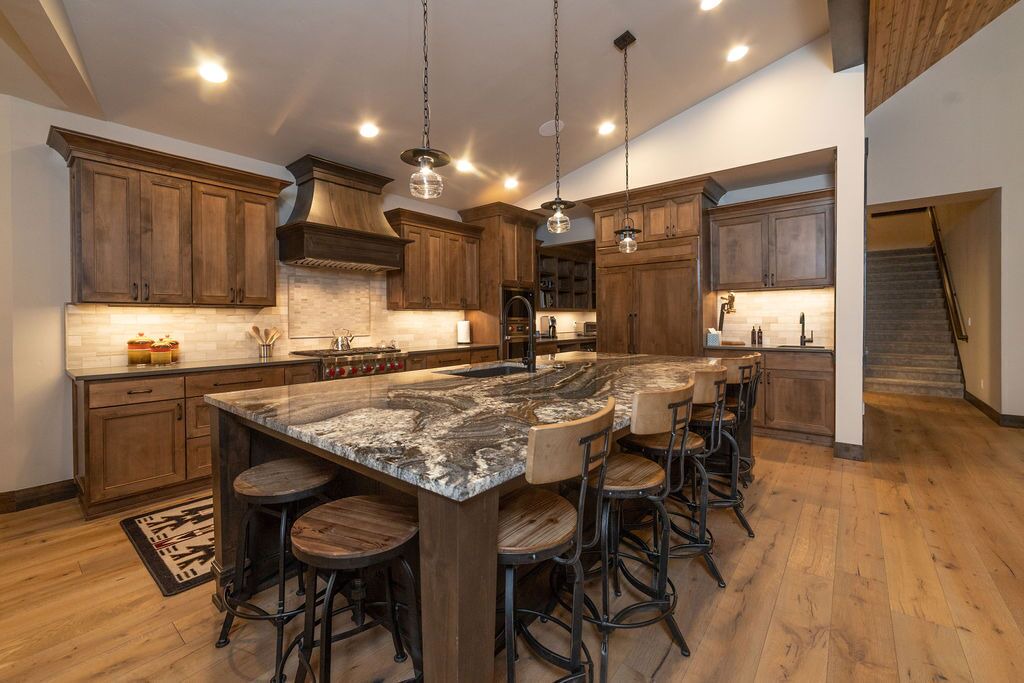 Photo of Kitchen in Powell Butte