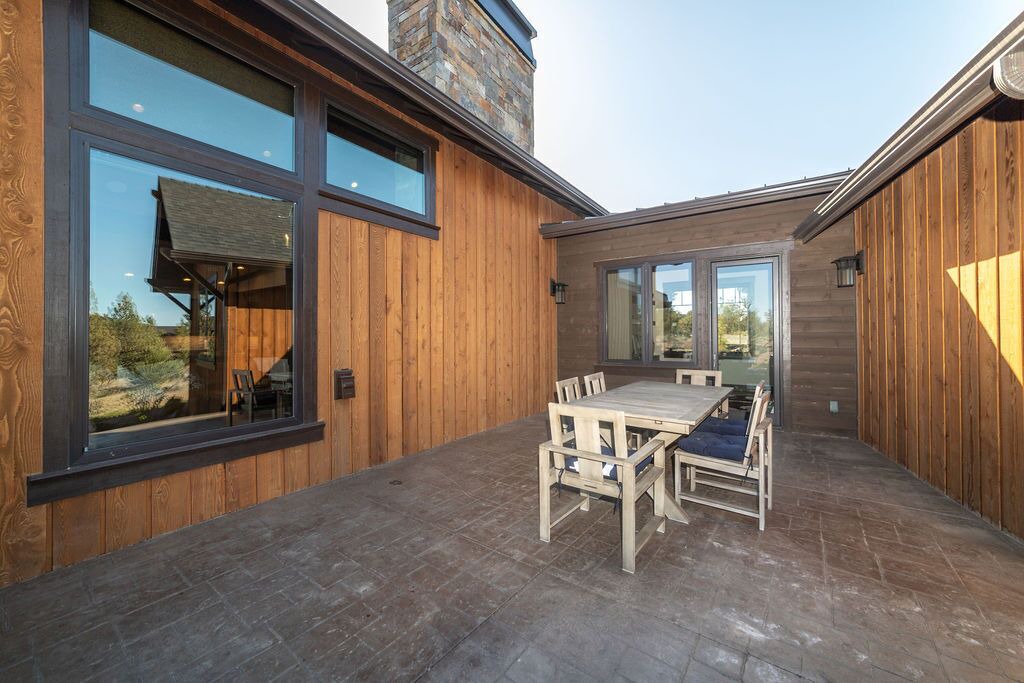 Photo of Outdoor in Powell Butte