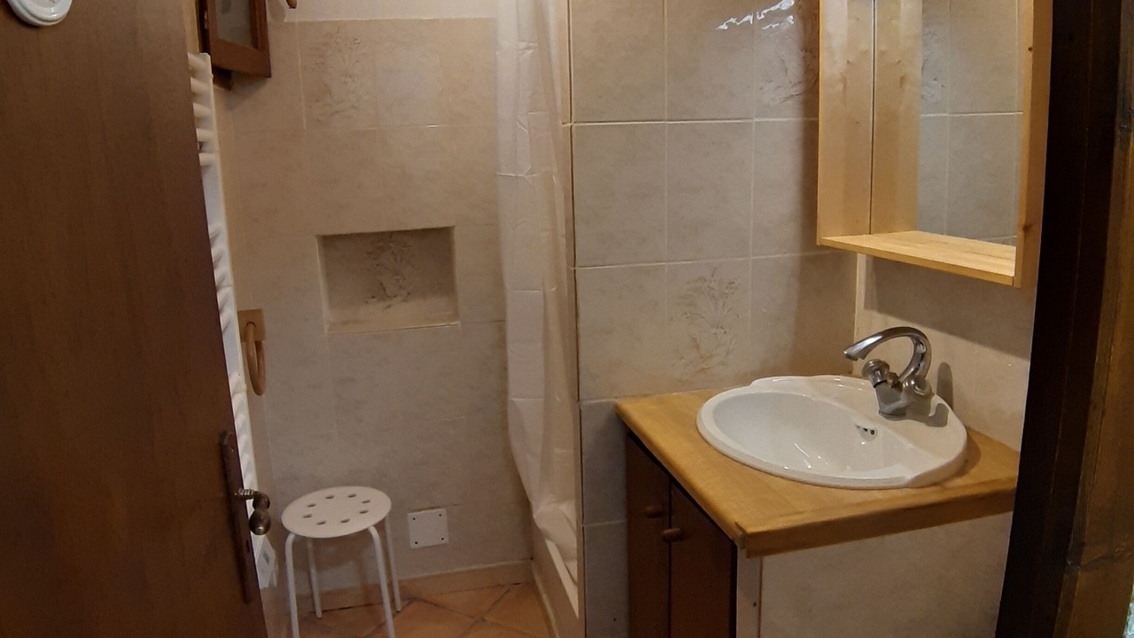 Photo of Bathroom in Mallefougasse-Auges