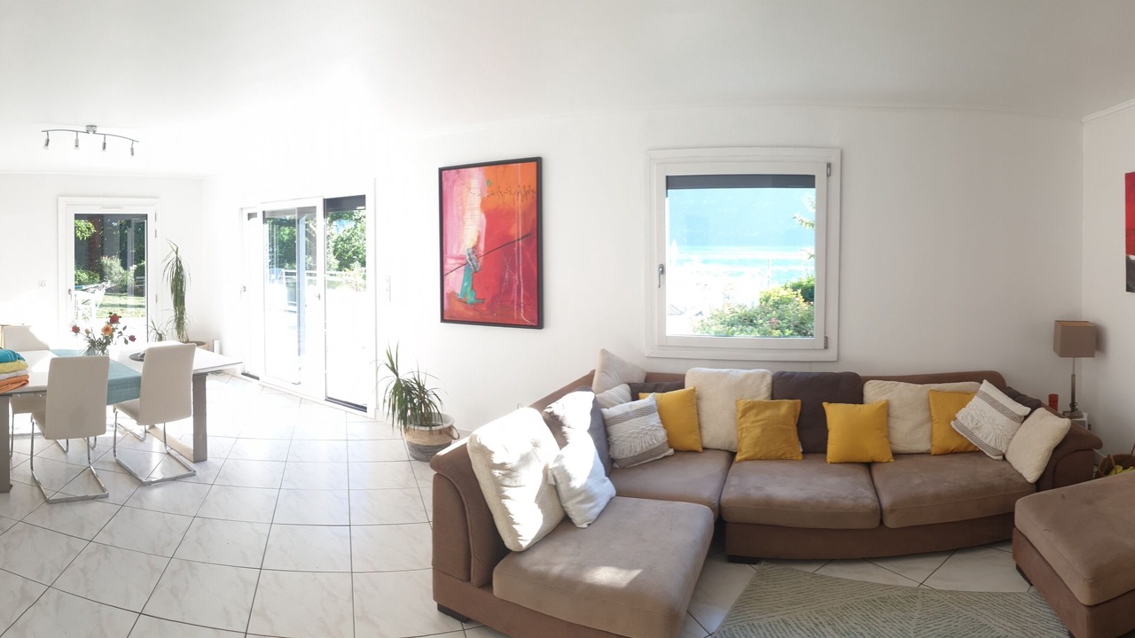 Photo of Livingroom in Brison-Saint-Innocent
