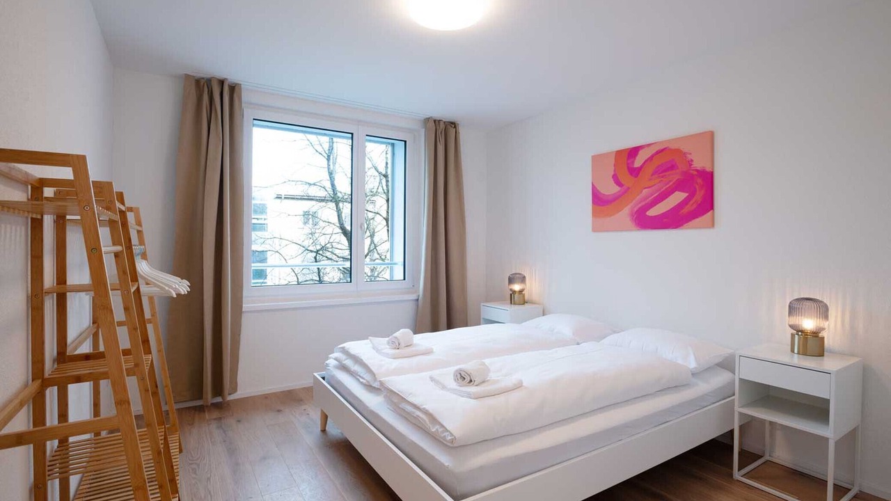 Photo of Bedroom in Center