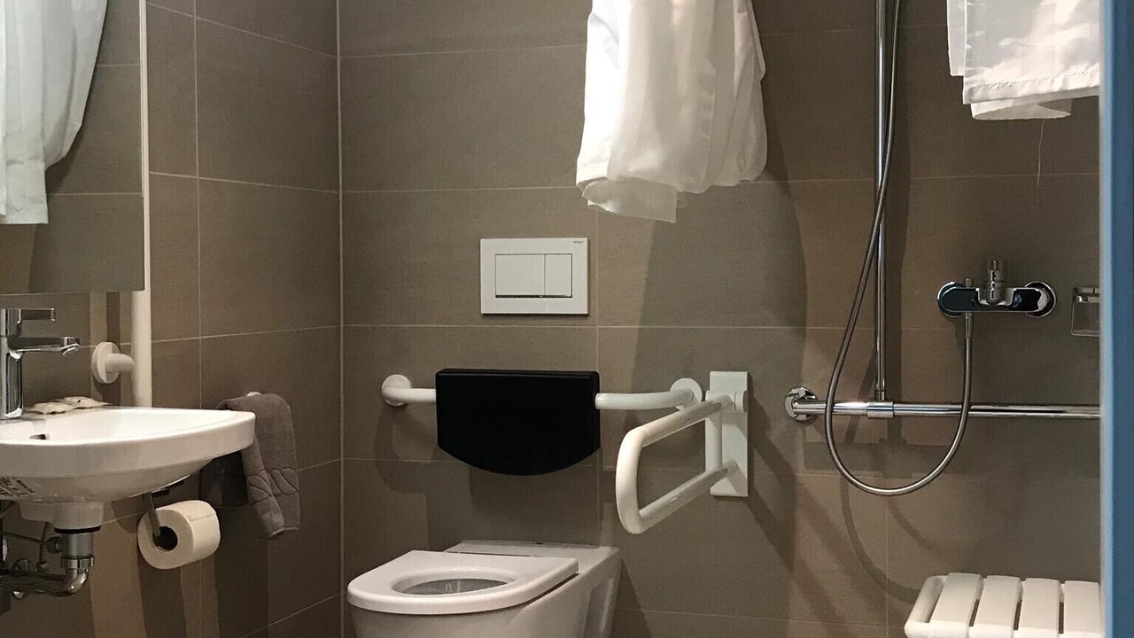 Photo of Bathroom in Basel City Centre