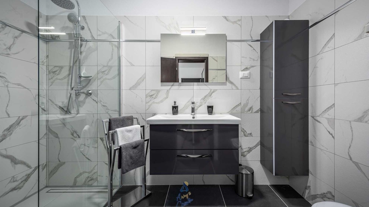 Photo of Bathroom in Tinjan