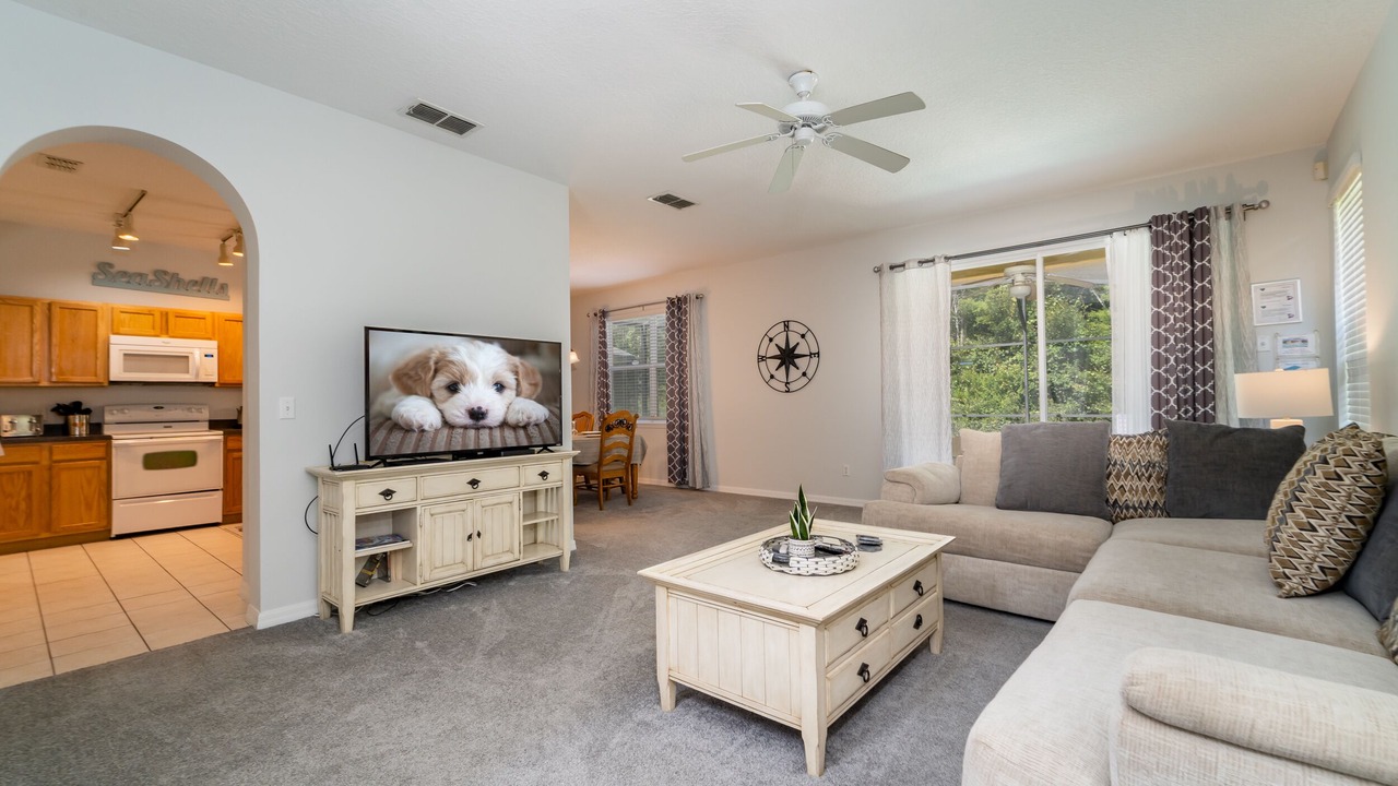 Photo of Livingroom in Sandy Ridge