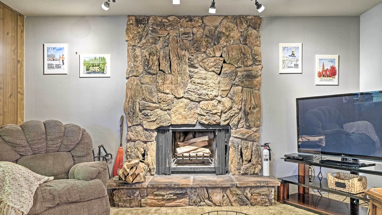 Photo of Livingroom in Twain Harte