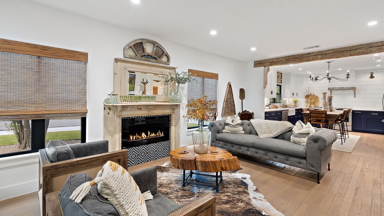 Photo of Livingroom in Johnson City