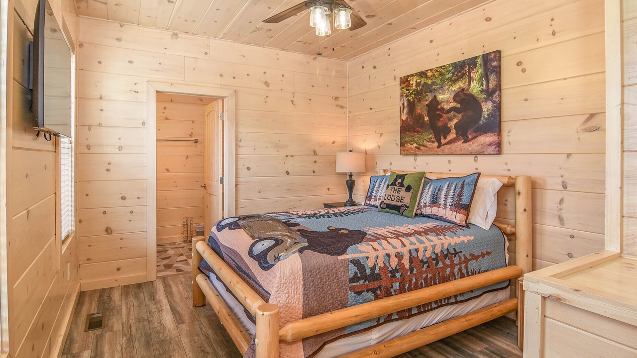Photo of Bedroom in Cottage Gardens