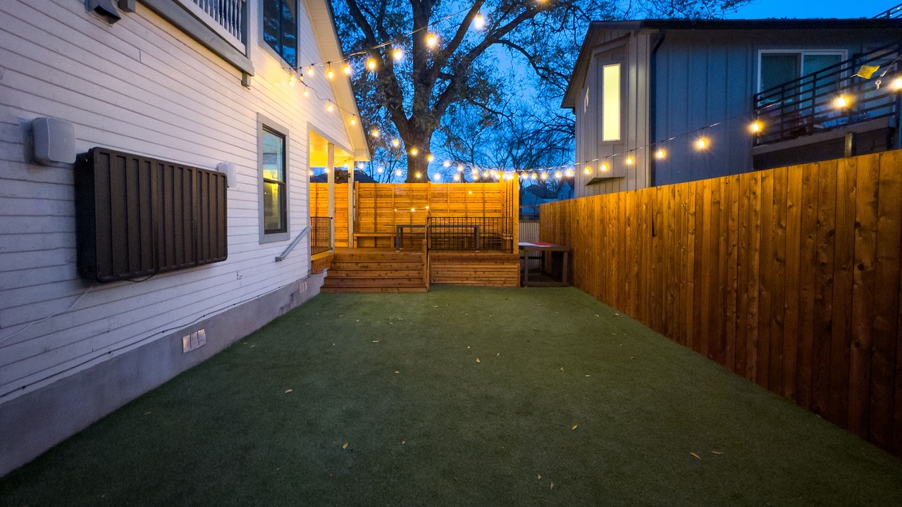 Photo of Patio Balcony in East Cesar Chavez