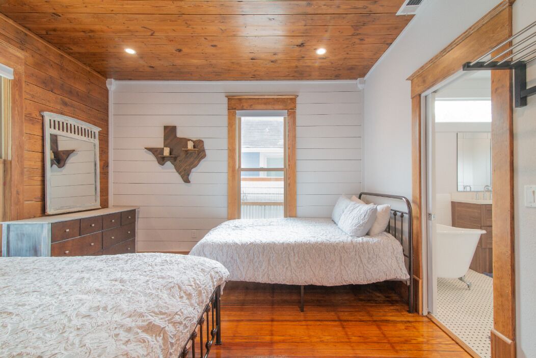 Photo of Bedroom in East Cesar Chavez