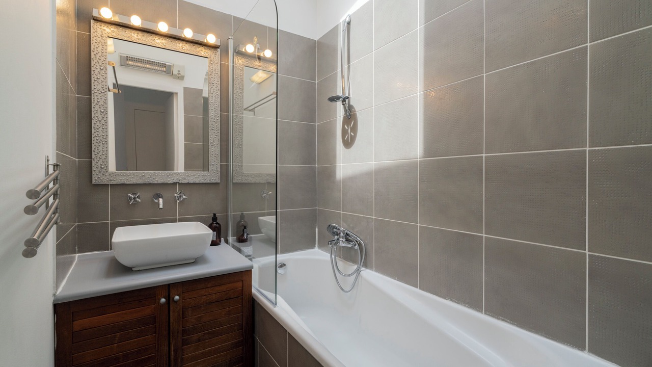 Photo of Bathroom in 8th Arrondissement