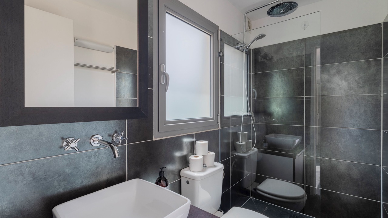 Photo of Bathroom in 8th Arrondissement