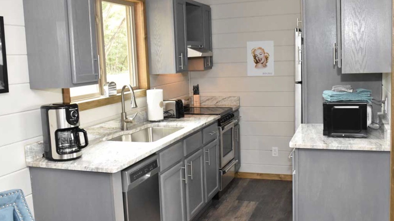 Photo of Kitchen in Eureka Springs