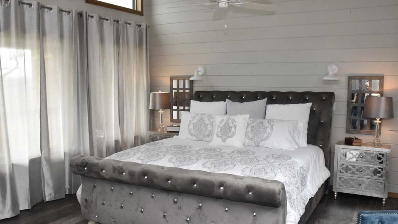 Photo of Bedroom in Eureka Springs