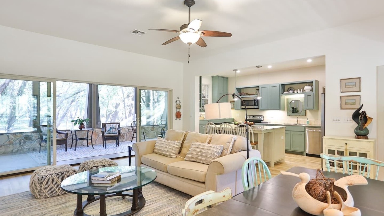 Photo of Livingroom in Kerrville