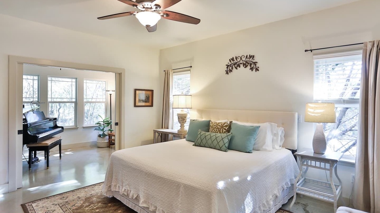 Photo of Bedroom in Kerrville