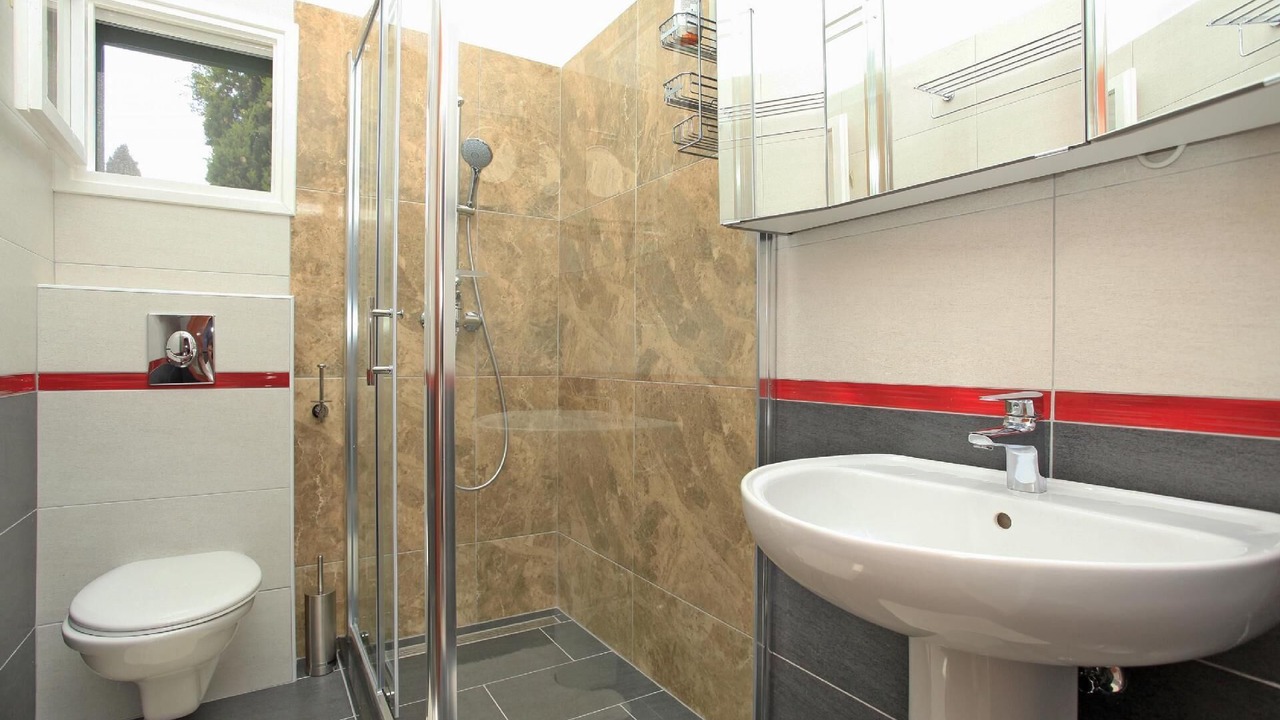 Photo of Bathroom in Potirna