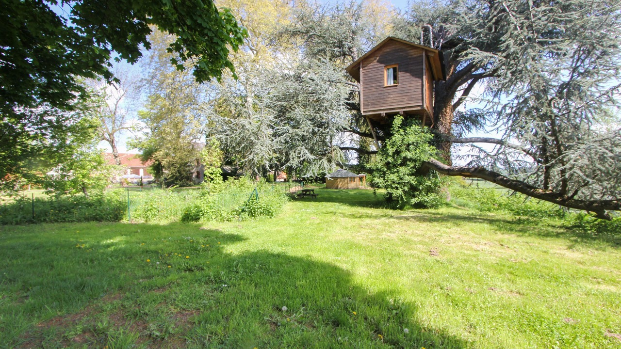 Photo of Outdoor in Evaux-les-Bains