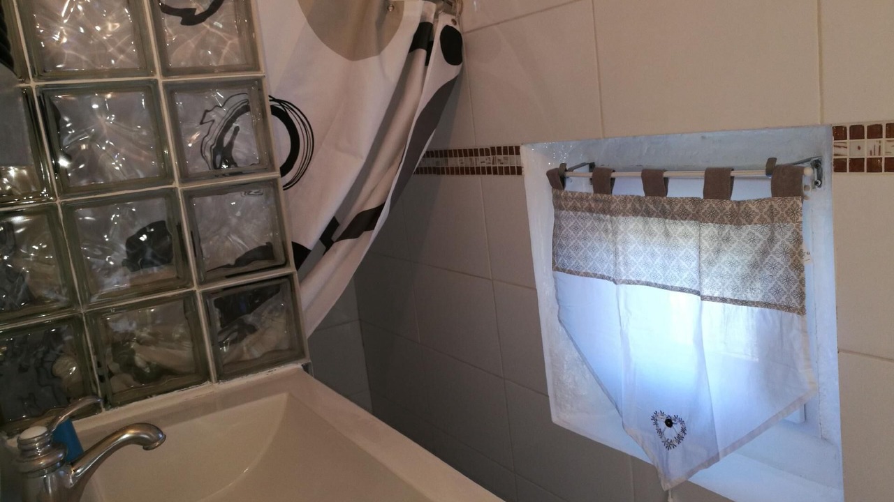 Photo of Bathroom in Auberville