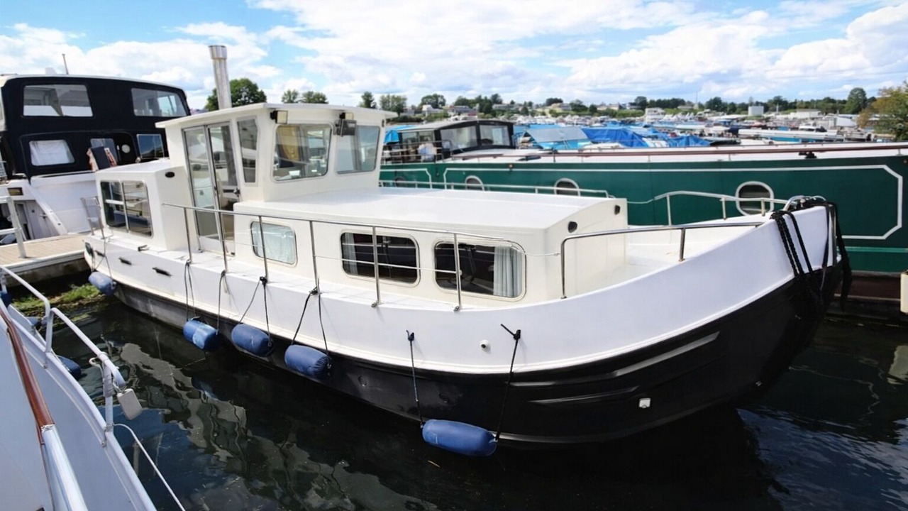 Photo of Others in Saint-Usage