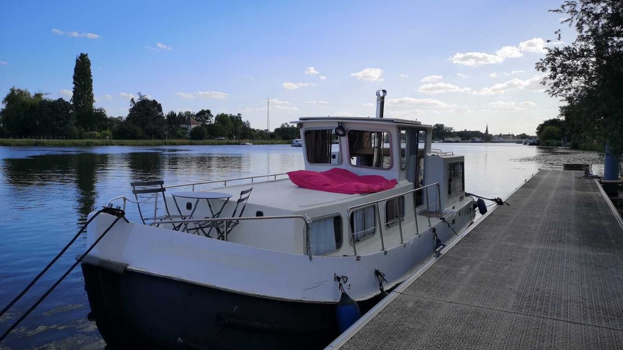 Photo of Others in Saint-Usage