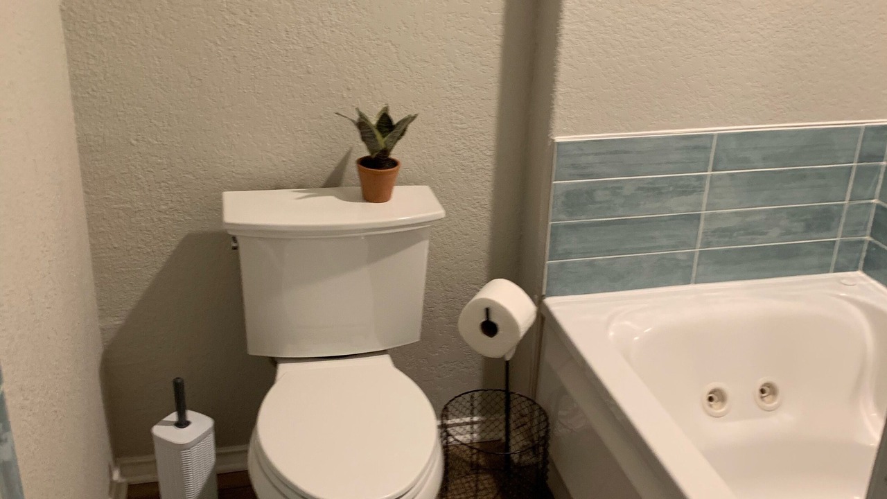 Photo of Bathroom in Durant