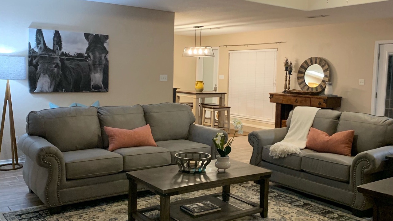 Photo of Livingroom in Durant