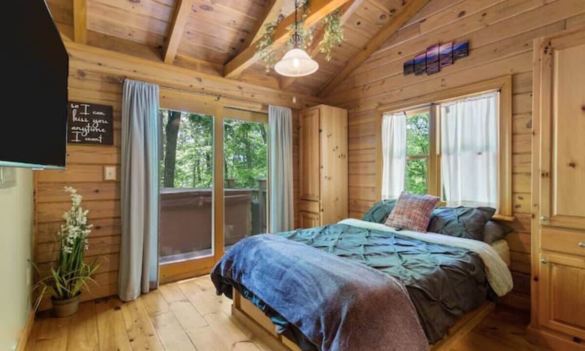 Photo of Bedroom in Wildwood