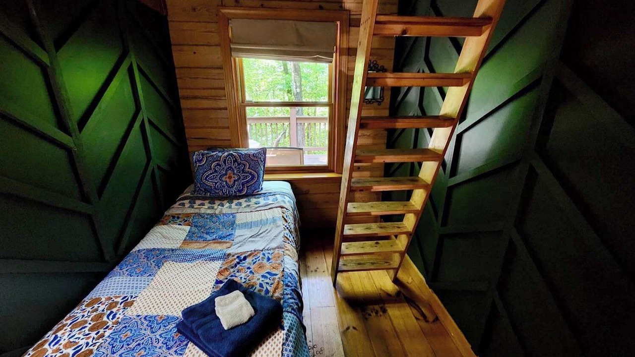Photo of Bedroom in Wildwood