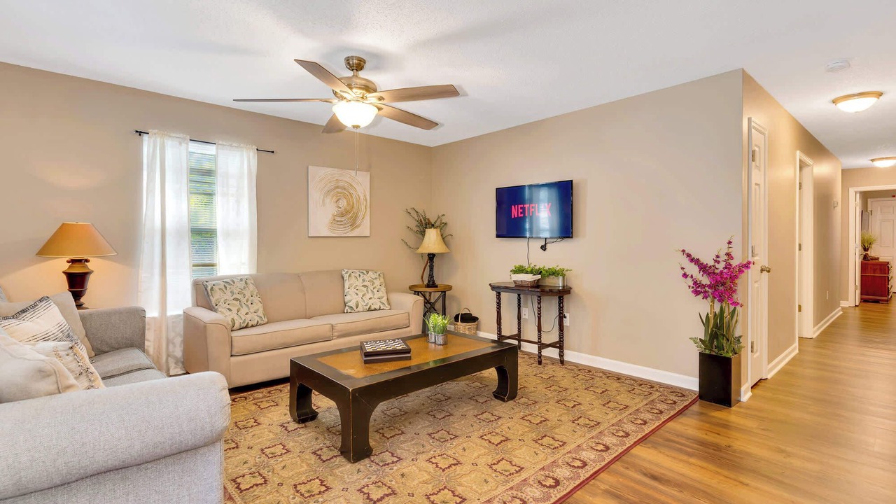 Photo of Livingroom in Chattanooga
