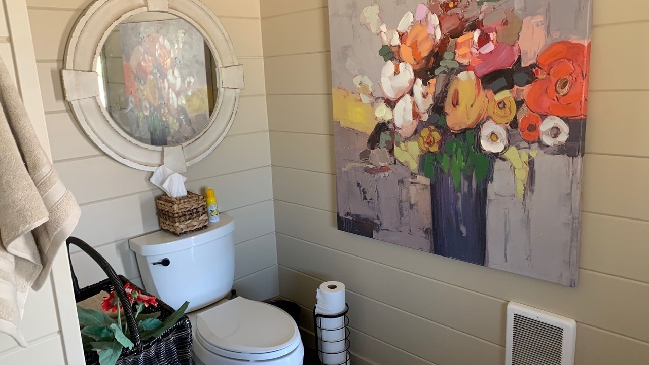 Photo of Bathroom in North Woodbridge