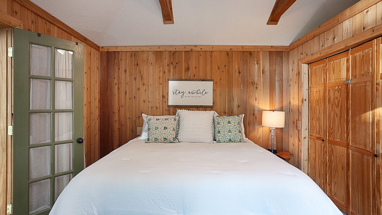 Photo of Bedroom in Brookeland