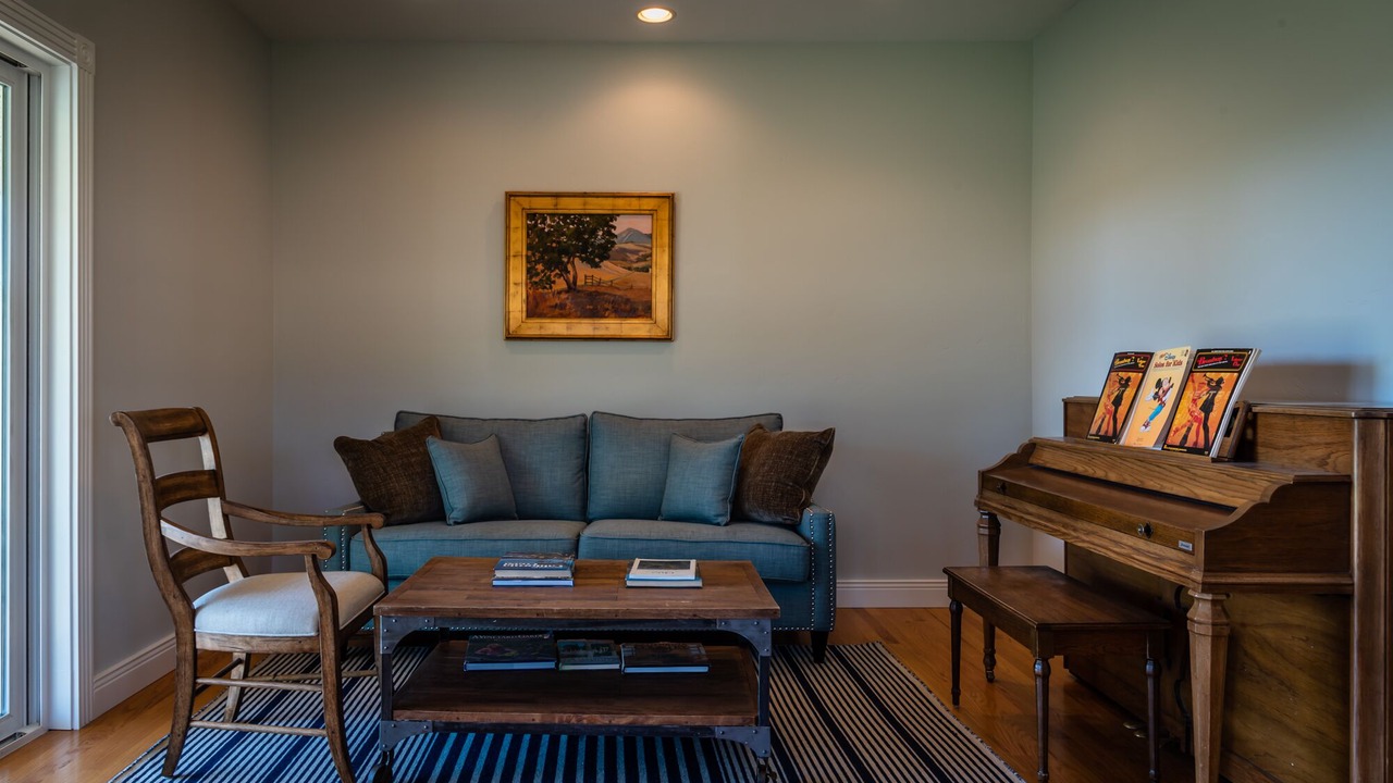 Photo of Bedroom in Templeton