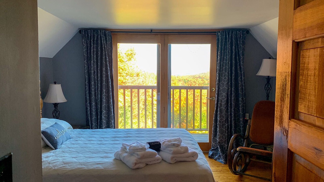 Photo of Bedroom in Johnsburg