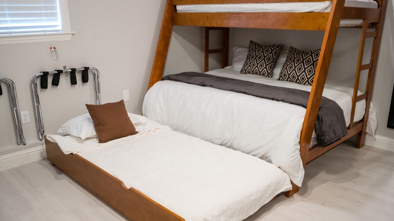 Photo of Bedroom in Centerville