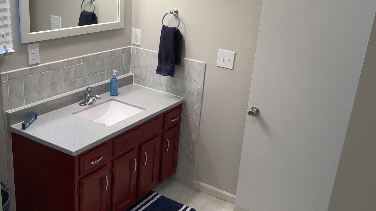 Photo of Bathroom in Linn Creek