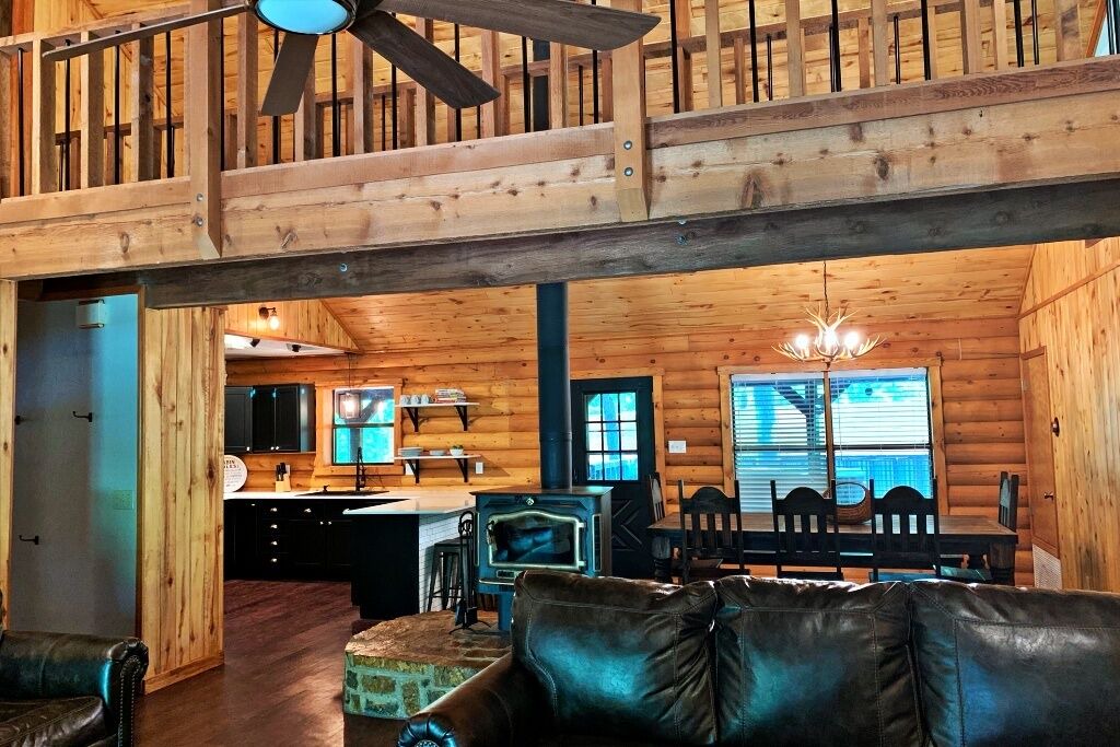 Photo of Livingroom in Sulphur