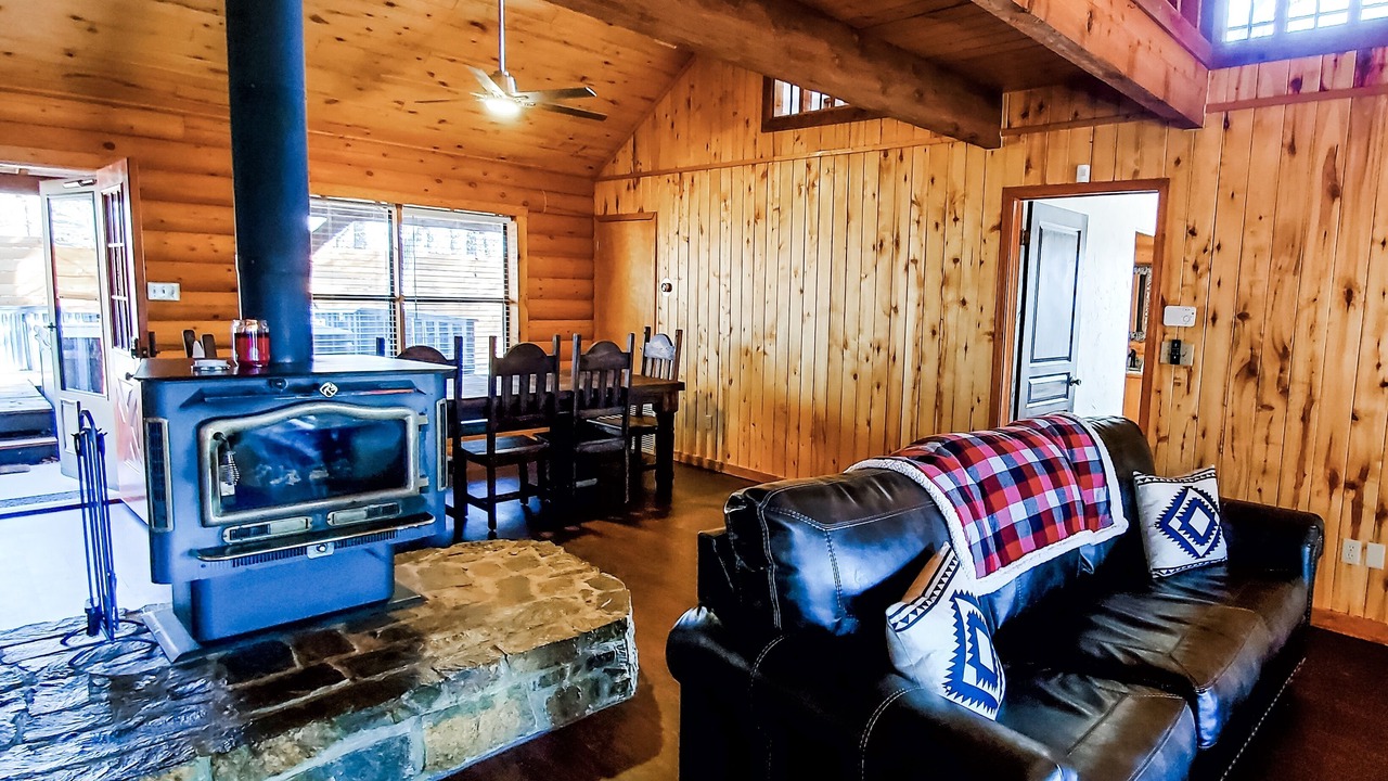 Photo of Livingroom in Sulphur