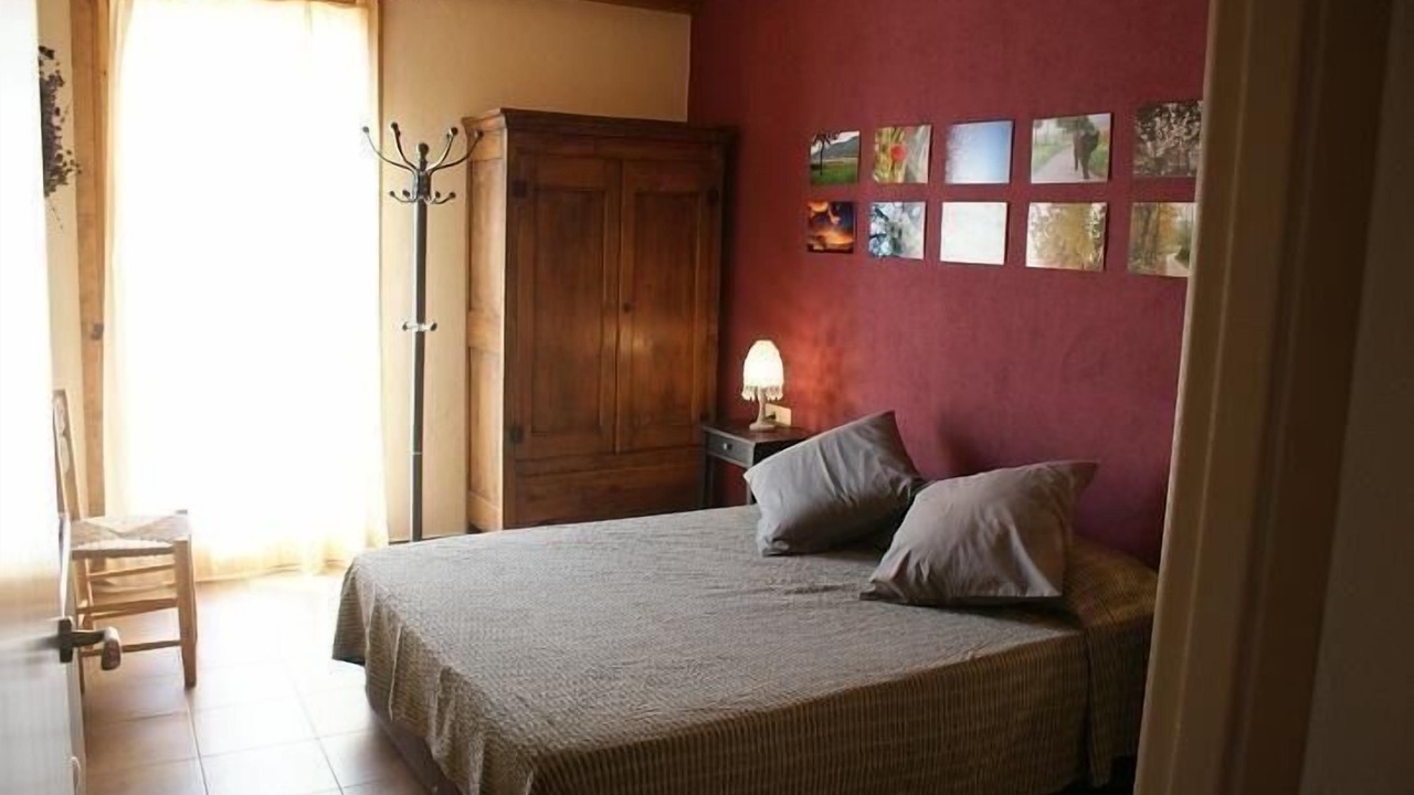 Photo of Bedroom in Santa Margarida de Bianya