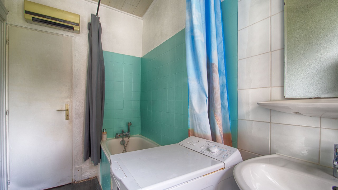 Photo of Bathroom in Aix-les-Bains City Center