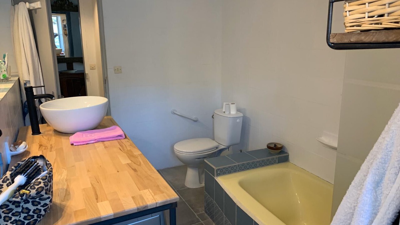 Photo of Bathroom in Lascabanes