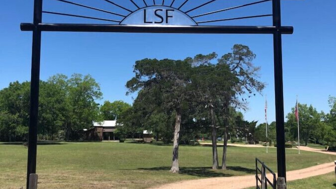 Photo of Others in Round Top