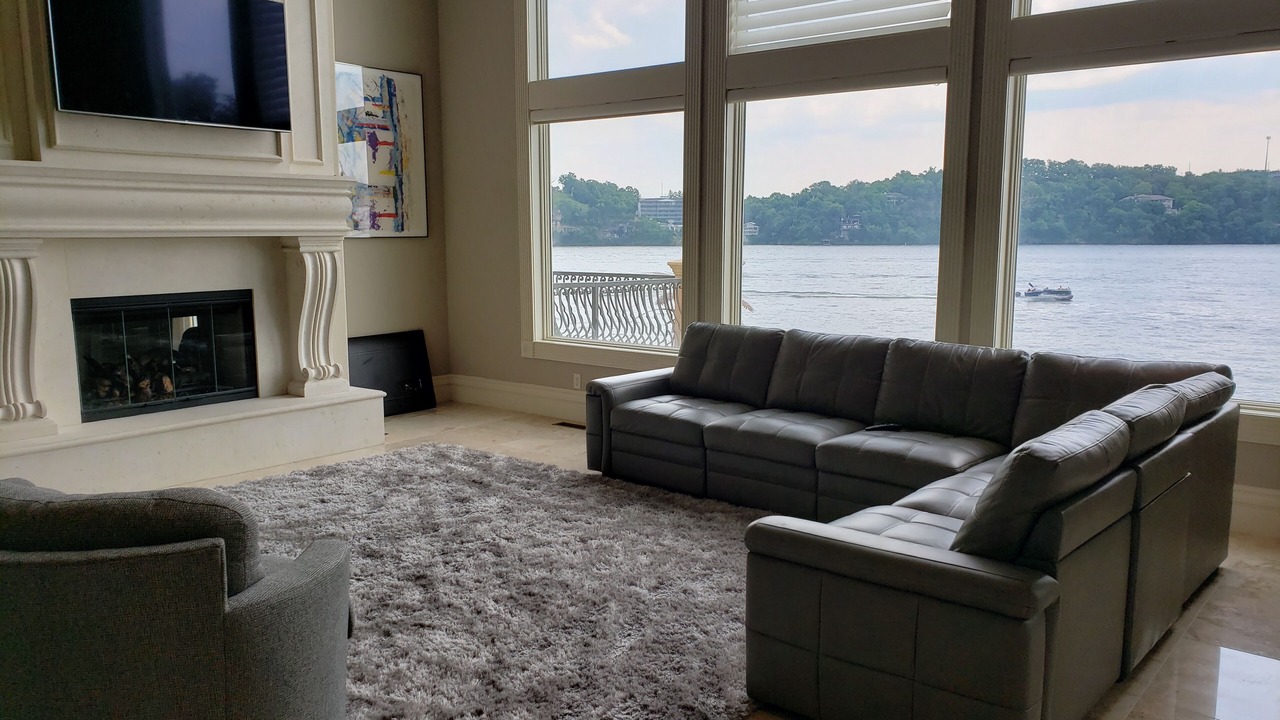 Photo of Livingroom in Osage Beach