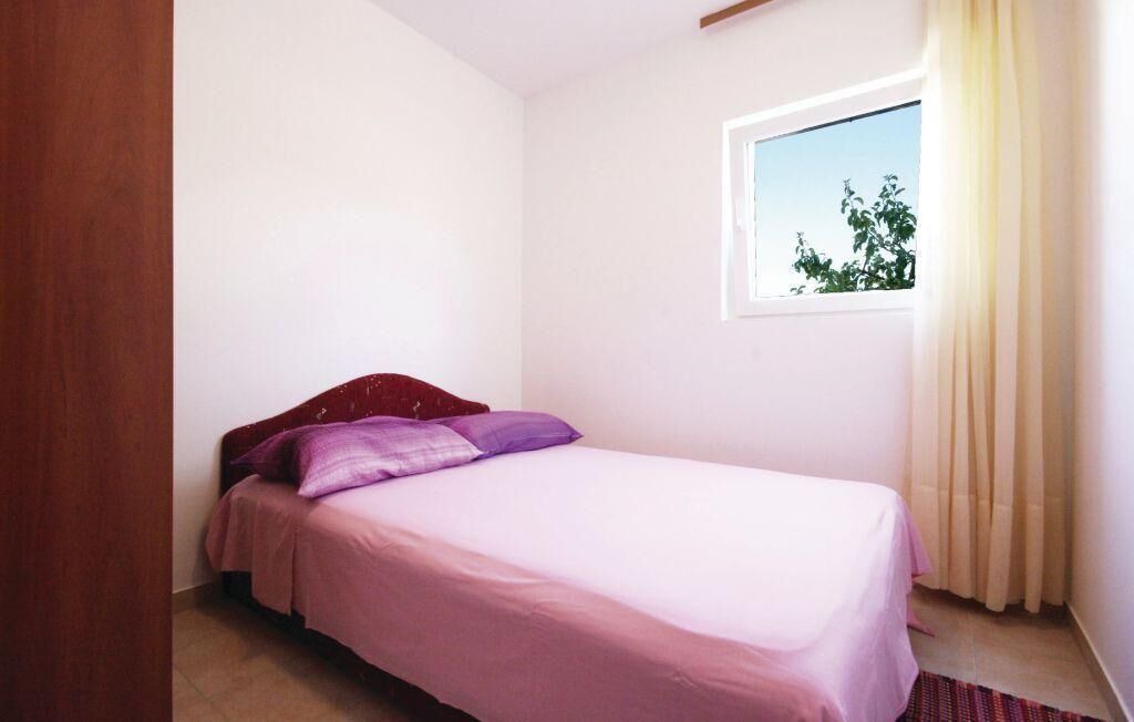 Photo of Bedroom in Grohote