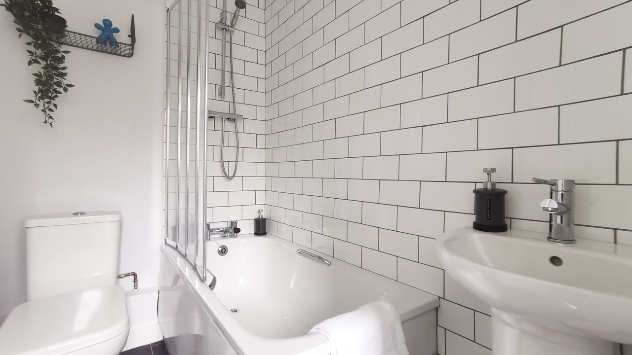 Photo of Bathroom in Roath