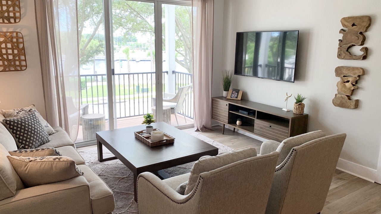 Photo of Livingroom in Downtown Tampa