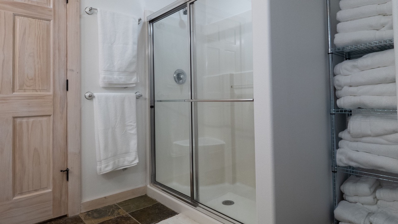 Photo of Bathroom in Emigrant