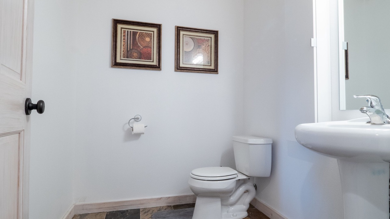 Photo of Bathroom in Emigrant