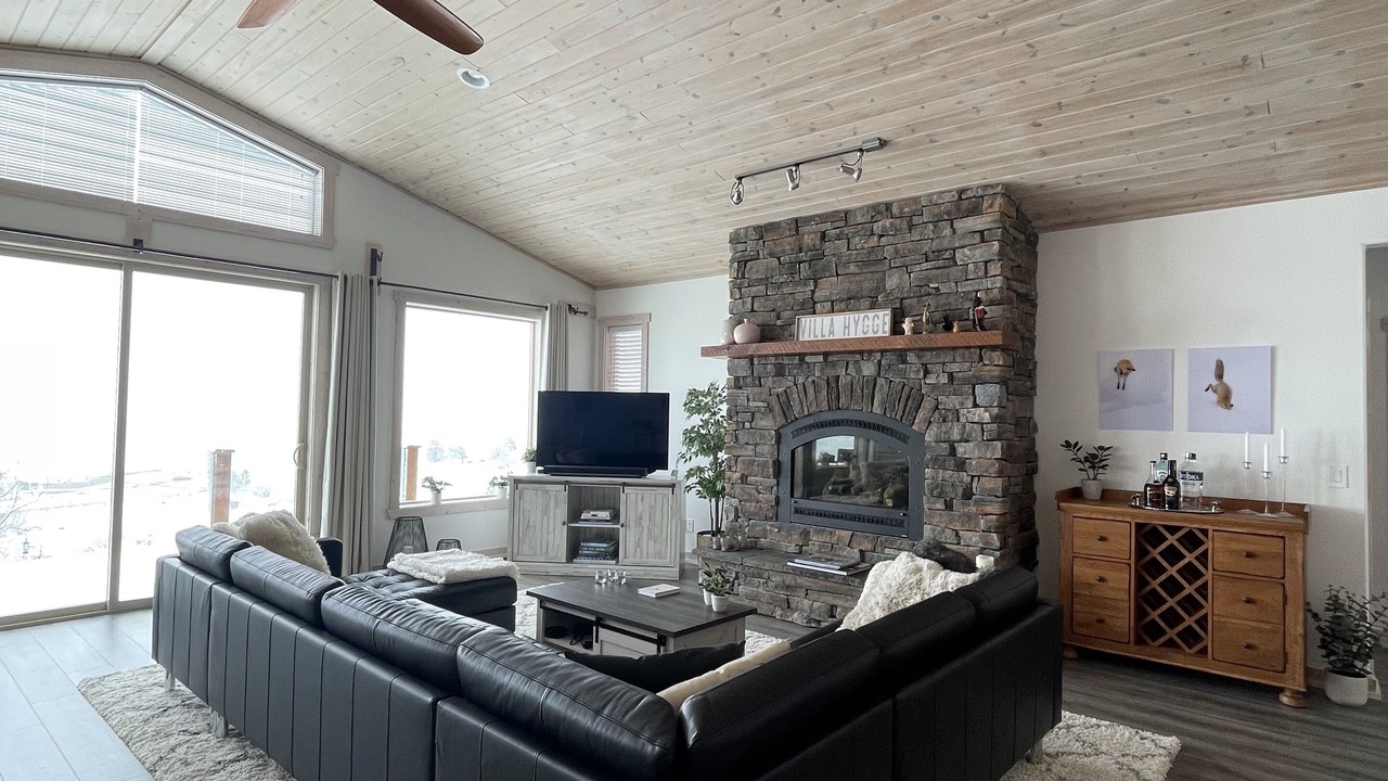 Photo of Livingroom in Emigrant
