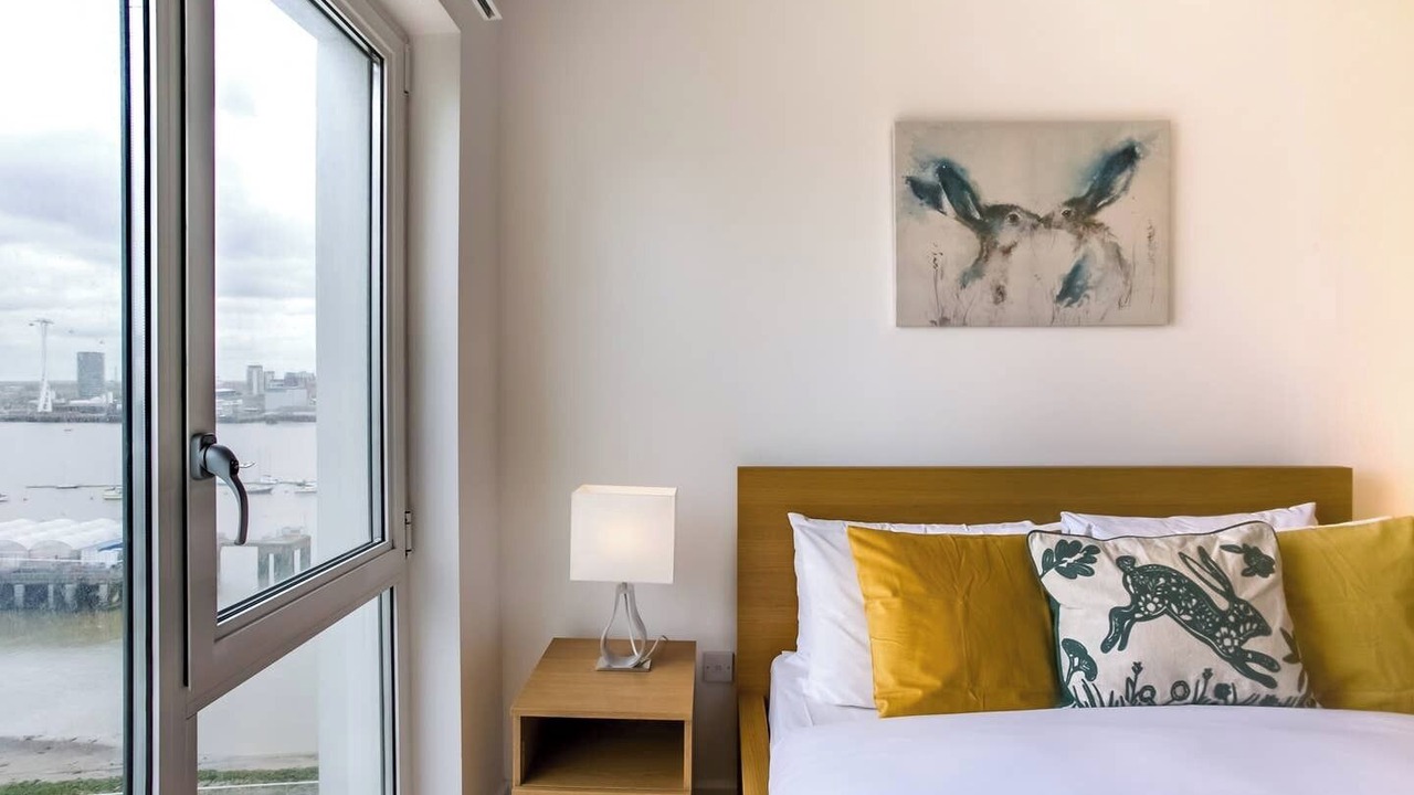 Photo of Bedroom in Peninsula